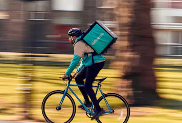A Tax Guide for Deliveroo Riders