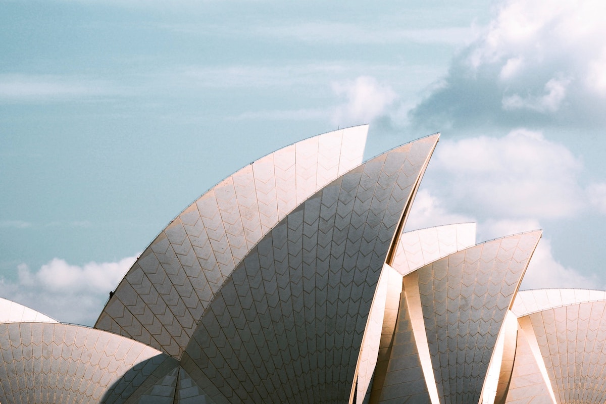 When Should International Businesses Register for Australian Goods and Services Tax?